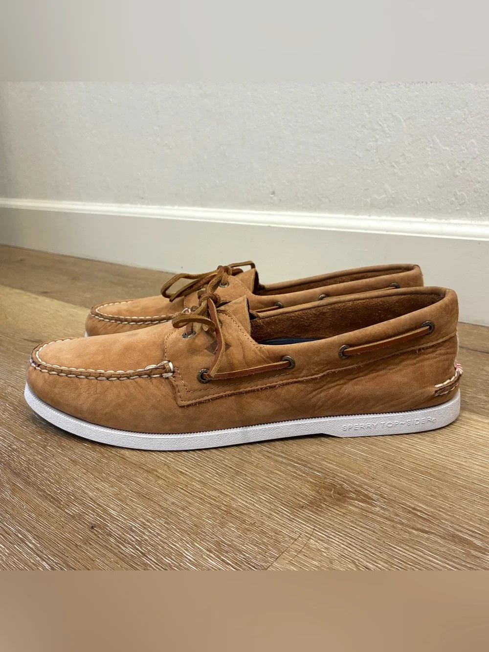 Sperry tan brown